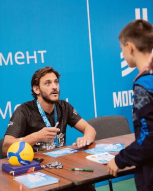 Mikhail Bashkatov Instagram - Привет, друзья.
До чемпионата мира по волейболу среди мужских команд FIVB, который пройдет в России, остается всего год!
По этому поводу 26 августа 2021 года я принял участие в матче по волейболу!
Не смотря на то что я играл в волейбол с коллегами, с олимпийскими чемпионами и настоящими волейбольными профессионалами, я убедился в том, что волейбол это игра доступная всем и каждому. Яркая, динамичная, зрелищная и очень азартная. Любите волейбол, смотрите волейбол  и играйте в волейбол.
Чемпионат мира будет проходить в десяти городах – эта аналогия проведения ранее прошедшего в России Чемпионата мира по футболу.
Обратный отсчет дан – теперь пришло время яркого волейбола по всей стране. Города объединились, чтобы организовать самый длинный волейбольный матч, который впервые будет сыгран в нескольких часовых поясах, а эстафета волейбола прокатится по российским регионам от Красноярска до Калининграда на расстоянии 5000 км и завершится красочным матчем в Москве.
@russia2022 @moskomsport
 #russia2022  #московскийспорт