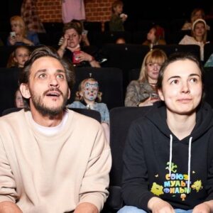 Mikhail Bashkatov Instagram - Премьера!!! «Чуч-Мяуч» уже на платформе @premier.tnt , а с 18 апреля на телеканале Мультиландия. Добрый, поучительный мультик. Кто уже посмотрел пишите свои впечатления! 
В конце карусели видео с озвучки))

#чучмяуч #союзмультфильм #тнтпремьер