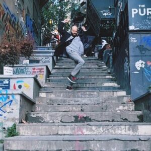 Mikhail Kshishtovsky Instagram - Я трюкач и ловкач. Люблю телешоу, маму и смеяться. Чо ты такой серьезный?