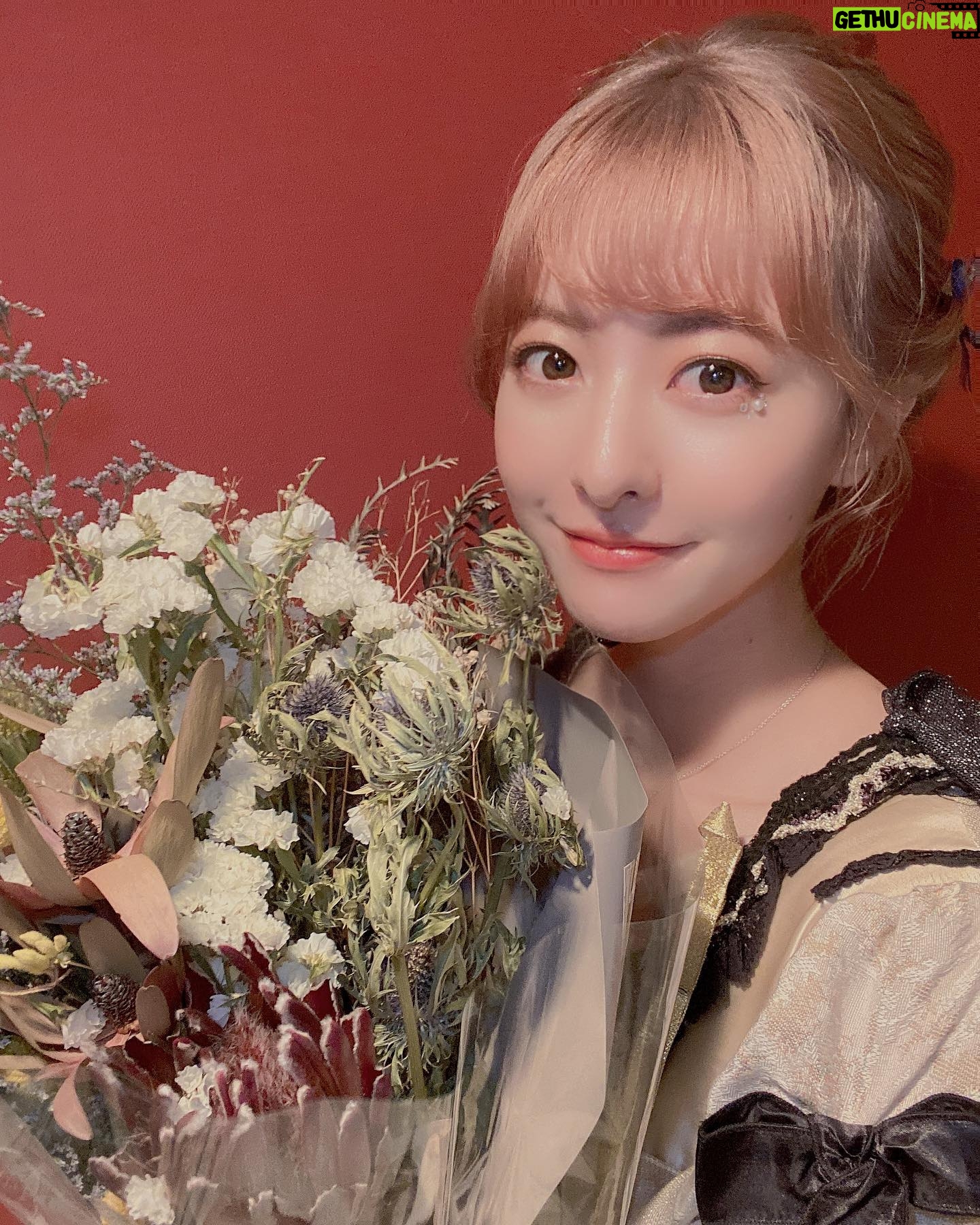 Miki Hashima - 2.1K Likes - 生誕祭、
ありがとうございました🥰🥰🥰
