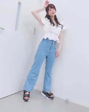 Miki Hashima Instagram - 💙🤍お気に入りのコーデ🤍💙

@heather_love_official