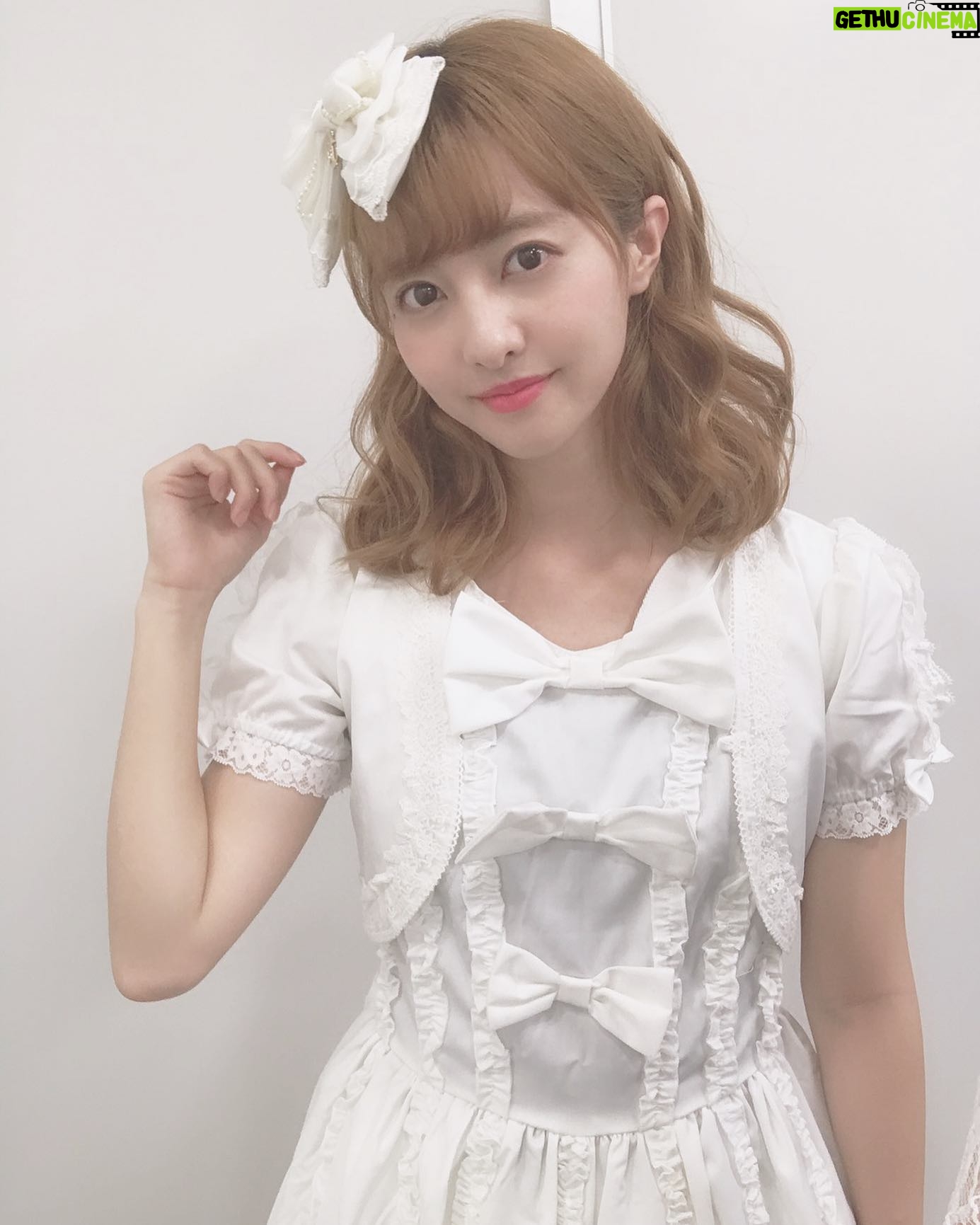 Miki Hashima - 1.5K Likes - インスタライブ
見てくれてありがとおおおお☺️ #コスプレ
#bodyline
#ロリータ
#今日だけ
#お姫様になったよ
#インスタライブ
#これからちょくちょくやっていくね
#またみてね