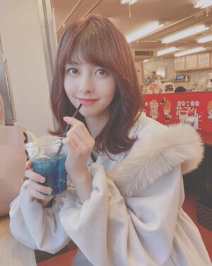 Miki Hashima Instagram - 推しが尊い🥺❤️ #地縛少年花子くん 
#カフェ