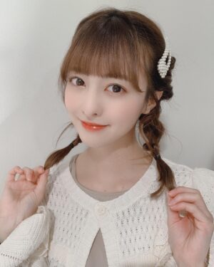 Miki Hashima Instagram - 美容院に行って
ヘアアレンジもしてもらえて
るんるんです🐶