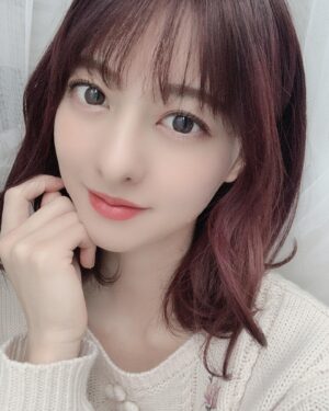Miki Hashima Instagram - 💗🤎
新作のピンクカラーなんだって🥴！

かわいいｯ💕