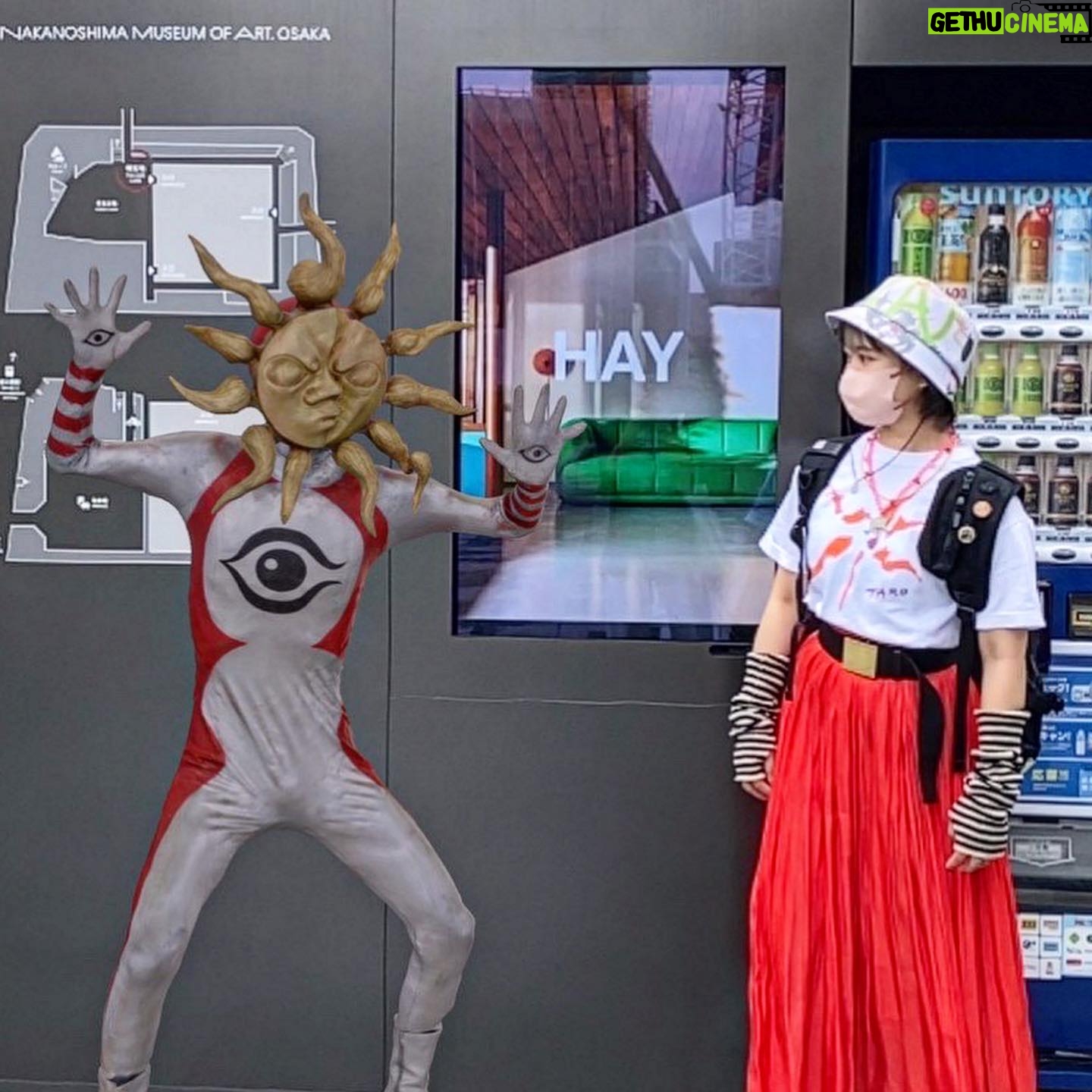 Miki Yakata - 557 Likes - TAROMANのコスプレするしかないよな。。。
まずは銀の全身スーツ買うとこからスタートしてみますね。
#TAROMAN
#岡本太郎展
#マイナスに飛び込め
#あと痩せなきゃな
