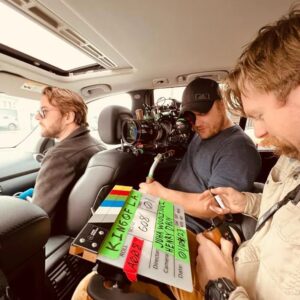 Mikko Leppilampi Instagram - Los Angelesin Kuningas -komediasarjan kuvaukset käynnissä!🎬 Aiheesta lisää biosta löytyvästä linkistä.

#losangelesinkuningas
@anttiluusuaniemi 
@kari.ketonen 
@annaeasteden 
@juhawuolijoki 
@jariora 
@nelonen 
@ruutu