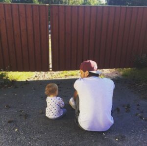 Mikko Parikka Instagram - 10 vuotta isänä❤️ Kiitos ja onnea rakas Matilda❤️