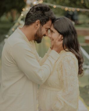 Milana Nagaraj Instagram - Waiting for you💛
Location - @_tho.ta_ 
PC - @barrys.photography