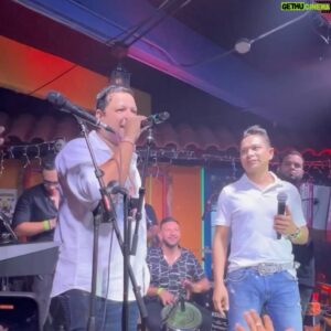 Milciades Cantillo Instagram - Repost from @jorgepabuenaoficial
•
Una Noche Bonita Donde Mucha Gente Lloró De Emoción 🥹🙏 #miami 🇺🇸

@luifercuello @luisangeldiazoficial @cantillomusic @jorgepabuenaoficial @aco_perez 
@vallenatousa 
#vallenato #vallenatos #miamiflorida #pabuena #usa #diomedes #omargeles #homenaje
-
#vallenato #vallenata #vallenatousa #colombianosenusa #colombia #valledupar #valleduparcesar #medellin #bogota #cartagena #santamarta #barranquilla #ecuador #acordeon #acordeón #acordeonera #accordion #acordeonista #acordeones #pasiondefolklore