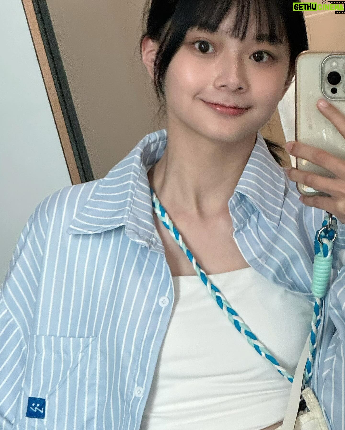 Mimi Shao - 1.6K Likes - ✈️~~~~