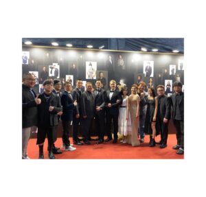 Mimi Shao Instagram - -
金馬57 金馬57

很高興第一次參與夢寐以求的金馬就是跟著最喜歡的刻在，心情到現在都無法平復，像夢一樣。

聽見入圍的獎項，得獎的是刻在你心底的名字，藏不住內心的喜悅跟感動，好高興我也是刻在的一份子！

想謝謝這一路上給我加油打氣支持我們的所有人，我會記在心裡，加倍的努力，謝謝你們！這段旅程真的好美⋯

最辛苦的工作人員們 謝謝你們 我愛你們！💞

也想跟我最愛的哥哥說⋯
你最棒了！水啦！💜
一起加油💪

謝謝🙏
Dress ：@jasmine_galleria_taipei 
Make up ： @yml.makeup 
Hair ： @jimmy1987909