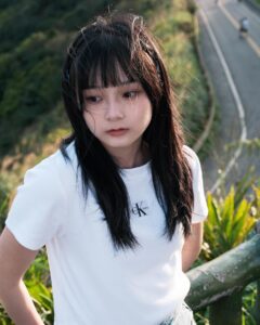 Actress Mimi Shao HD Instagram Photos and Wallpapers March 2024