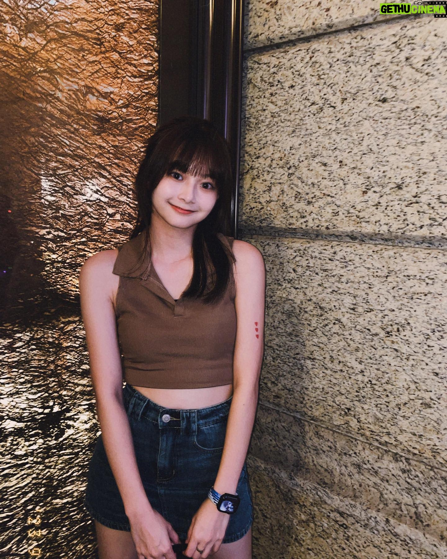 Mimi Shao - 2.6K Likes - -
生日快樂
教師節快樂
中秋節快樂🌛
謝謝大家的禮物跟祝福
我真是幸福的人
有這麼多人愛我
謝謝你們( ˘ ³˘)♥︎