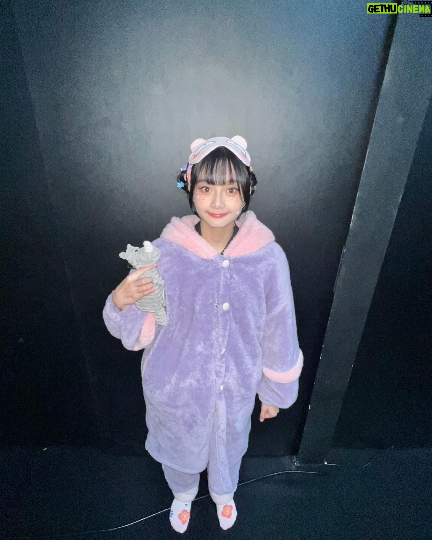 Mimi Shao - 1.8K Likes - -
大家都超喜歡我苦魯第一套造型😎✨
我也很喜歡 因為可以走到哪睡到哪
٩(˃̶͈̀௰˂̶͈́)و💜💜💜💜💜