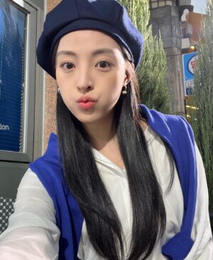 Min Ha-ram Instagram - 🦋파라무🦋