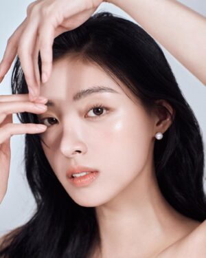 Min Ha-ram Instagram - 순백라무😇