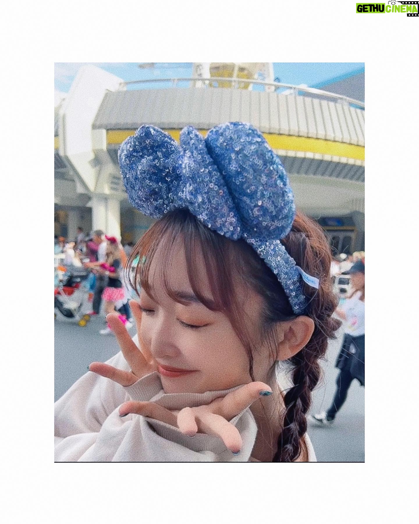 Minami - 3 Likes - 6年振りのディズニー!!🏰🐭🖤
お目当ての
メープルパンプキン味のチュロス
食べれて悔いなし🎃
次はクリスマス絶対いくっっっ!!
#ディズニー #ハロウィン