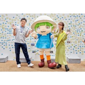 Minami Instagram - こちら「コミュタン福島」リニューアルアンバサダーみなみです( ᐛ )ゞ

8月12日・13日に開催した「コミュタン環境ラボ」 たくさんの人が来場してくださいました🥹✨

市岡元気先生のサイエンスライブ 科学や環境を身近に感じられる体験コーナー おいしいグルメコーナー
そしてリニューアルされた展示室を巡る アンバサダーみなみの周遊ツアー♪

私も実はこっそり 体験コーナーで体験したり 美味しいグルメを堪能したりと しっかり丸一日堪能していたのですが、、🤭
改めてコミュタン福島は
「学ぶ楽しさ」「体験出来る楽しさ」を感じさせてくれる場所だなって思いました!!

そして周遊ツアーに参加してくださった皆さん、ありがとうございました! 
とてつもなく緊張していたのだけど みんなの目のキラキラ具合だったり ツアーを楽しみながら学んでくれる姿勢が とっても嬉しくて 私も一緒に楽しんじゃってたなあ💭♡

次回は 10月21日(土)・22日(日)♪ いきものが主役の楽しいイベントが コミュタン福島で開催されます🐡 おしらせをお楽しみに！！！！

#コミュタン福島