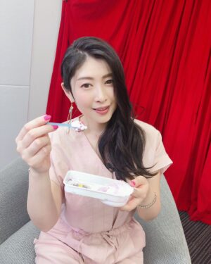 Minori Chihara Instagram - 🥃
⠀
みんな〜🚩
⠀
『茅原実里のホントにっ⁉️』
ご視聴ありがとうございました🌸
⠀
今夜も楽しかったよ〜‼️
また来月もKPしようね♡笑
⠀
おやすみなさい🌙💕
⠀
#茅原実里
#minorin
#ホントにっ ⁉️
#とこんぶ
#ねるねるねるね美味しかった…💋