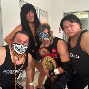Minoru Suzuki Instagram - GURENTAI

鈴木みのる 東京愚連隊。。久しぶりにこのメンバーでタッグを組んだ。ここに「高山善廣」「太陽ケア」「NOSAWA論外」がいてGURENTAIというチームが過去に存在した。今は全員が集まることは難しいけど、それぞれがいて今がある。それもまたオレが通ってきたプロレスの道の途中の話。。。
