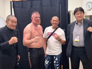 Minoru Suzuki Instagram - reunion

BloodSport BUSHIDOにて
左から…
藤原喜明
ジョシュ・バーネット
鈴木みのる
前田日明

なんか良い写真撮れた！