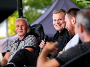 Míra Hejda Instagram - Tři králové na @tuningshowtrojhali v Ostravě 22.6.2024

@forumnovakarolina 
@tuningshowtrojhali 
@snizeno 
@lower.united