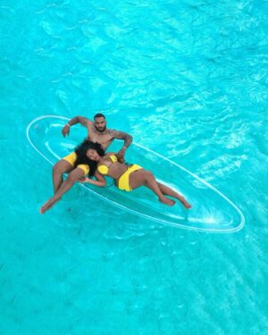 Miracle Watts Instagram - I Live For Moments Like This With You. 
Thank you to @openwatertours for capturing the only pics we have from the Bahamas 🇧🇸

Swimsuit : @bodybyraventracy