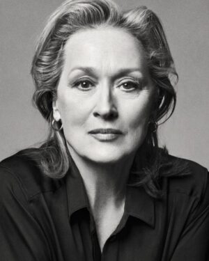 Miranda Frigon Instagram - So honored to be asked to shoot with the amazing @manfredbaumann at the @leicagalleryla for his new 2023 Jane Goodall Foundation exhibit. More pics I’d like to post but have to wait until 2023! Thank you @manfredbaumann for your talent and @nellybaumann for the beautiful make up!  Swipe 👉🏻to see his gorgeous past work with A list celebs (I am OBVIOUSLY not even in the same Universe or vicinity of this category, but am just grateful to have stood in front of the same lens ;) #leicagallery #actressphotoshoot