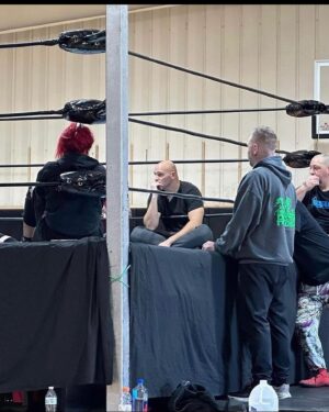 Miranda Ilissa Instagram - Had a blast today coaching with @coachdannycage 
Thanks @shorestarwrestling ♥️ 🫡 🫶🏻
See you in February 📅 
#ProWrestling#EastCoast#Wrestling#LuchaLibre#Coaching#LuchaBaddie#Shark#Sharky#wrestlingtraining