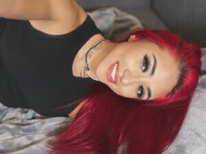 Miranda Ilissa Instagram - 🫶🏻🫵🏻 ♥️
