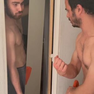 Miranda de la Serna Instagram - Casitas pequeñas, ensayos, cangrejos, payasos, comida y los gym bros entre otras cosas