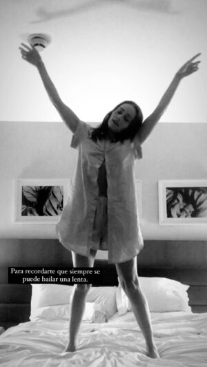 Mirella Granucci Instagram - Y tú, ¿bailas una lenta con tu persona favorita?