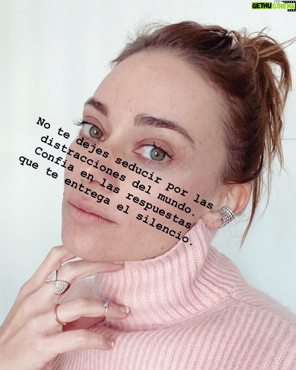 Mirella Granucci - 145 Likes - ¿Que respuestas ya te entregó estar en silencio?
