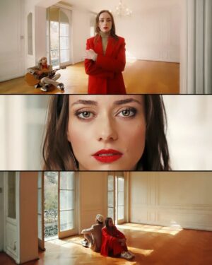 Mirella Granucci Instagram - NUEVO VIDEO 
➡️ youtube.com/pascalkrumm

Dirigido por @pascalkrumm

Protagonizado por @mirellagranucci y @frickyoficial

Director de fotografía y color @davidrebolledop

Diseño de producción @pascalkrumm

Asistente de producción @films_roman

Asistente de cámara @joaquinnlake

Gaffer @cristiansilva.cl

Estilismo @ximenawolf_makeupartist

Catering @picaflora.sabores

Montaje @pascalkrumm
