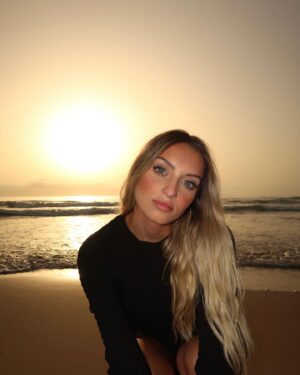 Miriam Martín Instagram - ☀️
