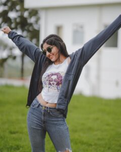 Actress Mirna Menon HD Instagram Photos and Wallpapers July 2024