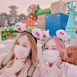 Misako Suzuki Instagram - ようようちゃん @yoyochanyoyo と先月USJで遊んだときの🐰♡反芻🐰♡