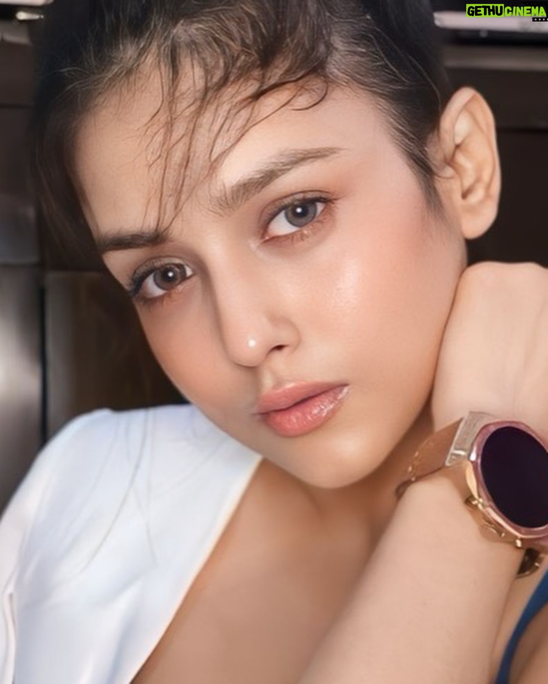 Mishti - 15K Likes - A photo dump day😅
#hotnessalert