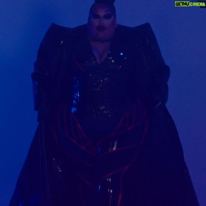 Mistress Isabelle Brooks - 56.2K Likes - 💊 Now let’s get to werq! 😈
Catch me touring all of North America starting in June on @werqtheworld
#drag #dragrace @vossevents