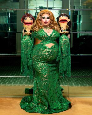 Mistress Isabelle Brooks Instagram - After all of the darkness and sadness, soon comes happiness. 💖

#drag #dragrace #dragrace15 #rupaulsdragrace 

Shout out to my friends over at @hougrandopera @worthamcenter for letting me use their beautiful space for my shoot 🙏🏼