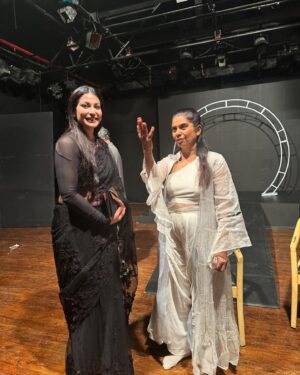 Mita Vashisht Instagram - An absolutely honoured & blissful moment with the most humble, extremely talented & versatile actress @mitavasisht  ma’am at @nsd_official_ 

Thank you so much maam for your valuable time & that warm hug ❤️🤗

#blessed 😇🙏

Always grateful to @glamourgurgaon @mrsdelhincrofficial @bnangia ma’am @barkhanangiaofficial  ma’am ❤️

#instadaily #instalike #explore #explorepage #instagram #celebrity #actress #bollywood #theatre #acting #delhi
