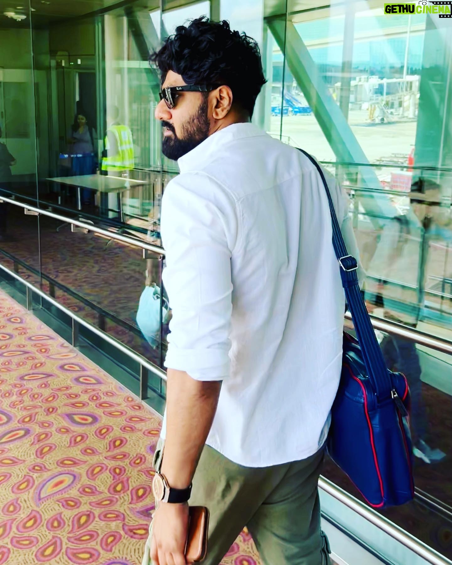 Mithoon Sharma - 6.7K Likes - Enroute Dehradun for #MithoonLive tonight! Pic by @enoch.rodrigues