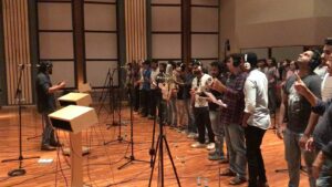 Mithoon Sharma Instagram - I’m always proud to carry forward my father’s legacy by conducting and arranging all my music by myself. #mithoon #conductorcomposer #shamsherafiles #mumbaichoir