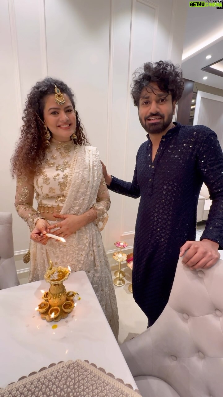 Mithoon Sharma - 21.7K Likes - आप सभी को हमारी ओर से दिवाली की शुभकामनाएँ । 🙏🏻
@palakmuchhal3