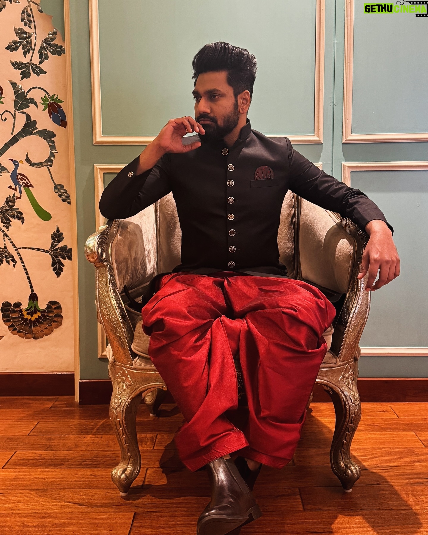 Mithoon Sharma - 8.9K Likes - Staying true to myself!
#jaipurdiaries