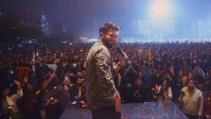 Mithoon Sharma Instagram - Had a blast celebrating my music at the #opjindaluniversity  campus grounds last evening with @mohammedirfanali @abhisheknailwal @bhoomitrivediofficial @ericpillai and my amazing band.

Big thank you to all who came and sang every song with us. 

@voyager_i @godswill.i.am @eli.rodstick @guitar21tushar  @anugrah4music @rinkurajput5868

pics by @enoch.rodrigues