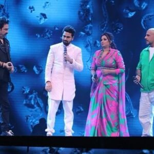 Mithoon Sharma Instagram - Had a wonderful time on the sets of #indianidol as they dedicated the entire episode to my songs..Felt enriched discussing music with my esteemed colleagues on the panel and listening to the talented contestants.

Styled by @akansha.27 @tiara_gal
Outfit by @rechannelfashions 
Hair by @hairbychetan