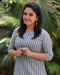 Mithra Kurian Most Liked Photos and Posts