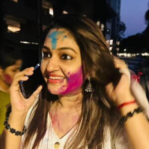 Mithra Kurian Instagram - Holi🟣🔴🔵

Pic courtesy :-@vidyapandarath